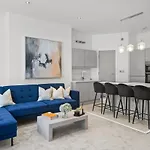 Vikings Duplex Next To Minster With Parking *