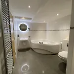 Апартаменты Vikings Duplex Next To Minster With Parking