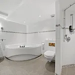 Vikings Duplex Next To Minster With Parking Appartement *