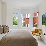 Vikings Duplex Next To Minster With Parking York