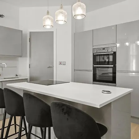Vikings Duplex Centre With Free Parking York