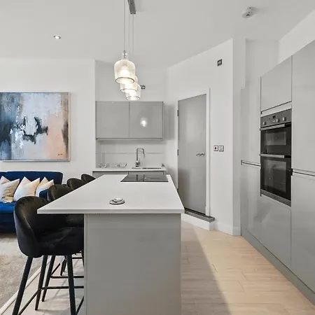 Vikings Duplex Centre With Free Parking